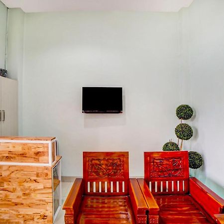 מדאן Oyo 91170 Ayahanda Residence מראה חיצוני תמונה