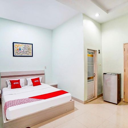 מדאן Oyo 91170 Ayahanda Residence מראה חיצוני תמונה