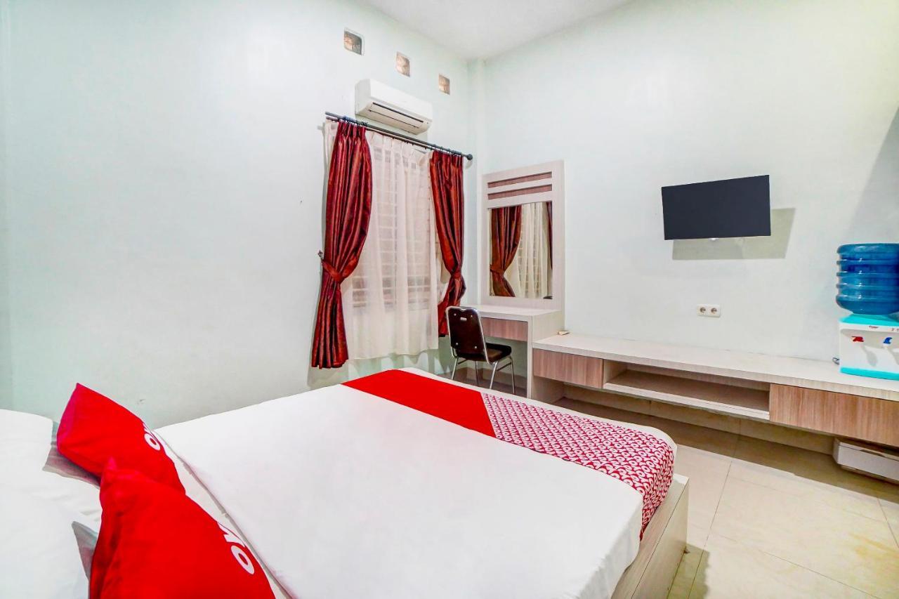 מדאן Oyo 91170 Ayahanda Residence מראה חיצוני תמונה